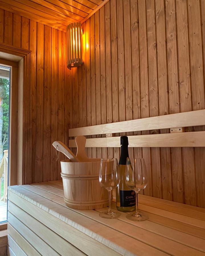 Almas gård Hotell Ullared Eksteriør bilde